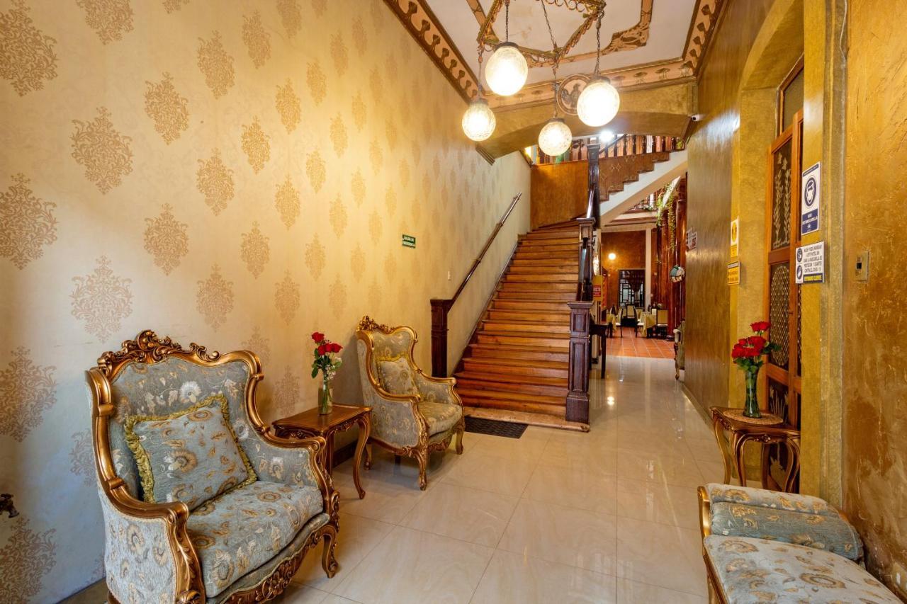 Hotel Majestic 1 쿠엔카 외부 사진